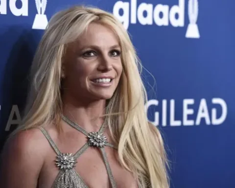 Britney Spears tells Ozzy Osbourne to stay out of her business